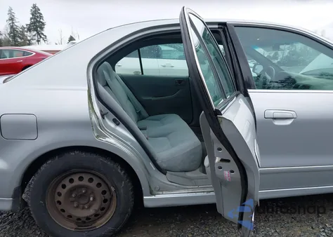 2003 Mitsubishi Galant Es/Ls z USA, uszkodzony, nr VIN 4A3AA46G83E048217